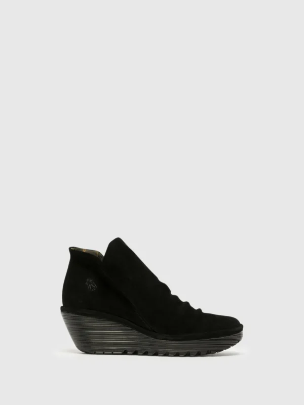 Zip Up Ankle Boots YIP BLACK
